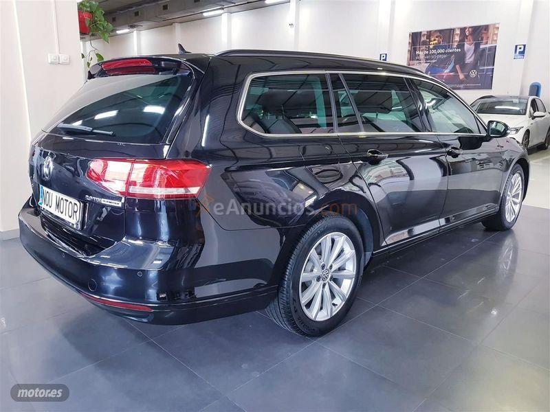Volkswagen Passat Variant Advance 2.0 TDI 150CV BMT de 2016 con 116.000 Km por 17.900 EUR. en Barcelona