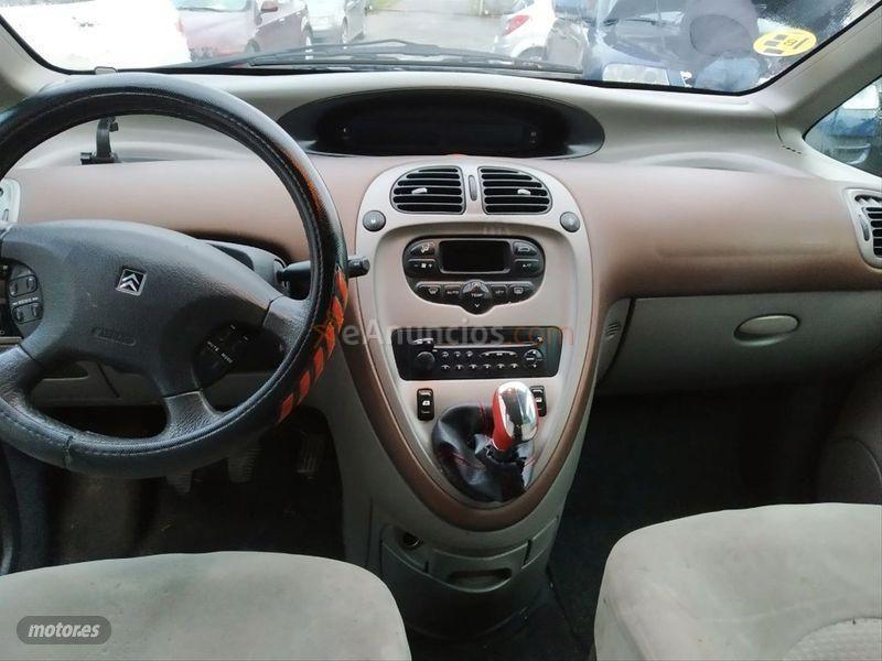 Citroen Xsara Picasso 1.8 16v Exclusive de 2002 con 255.000 Km por 1.500 EUR. en La Coruna