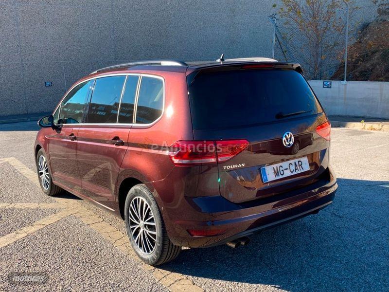Volkswagen Touran Sport 1.4 TSI 110kW 150CV de 2018 con 48.290 Km por 21.900 EUR. en Madrid