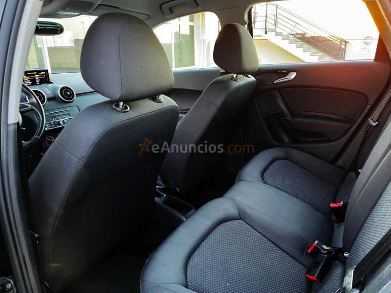 Audi A1  Sportback 1.4 TDi 90cv 5 PUERTAS  5 PLAZAS 