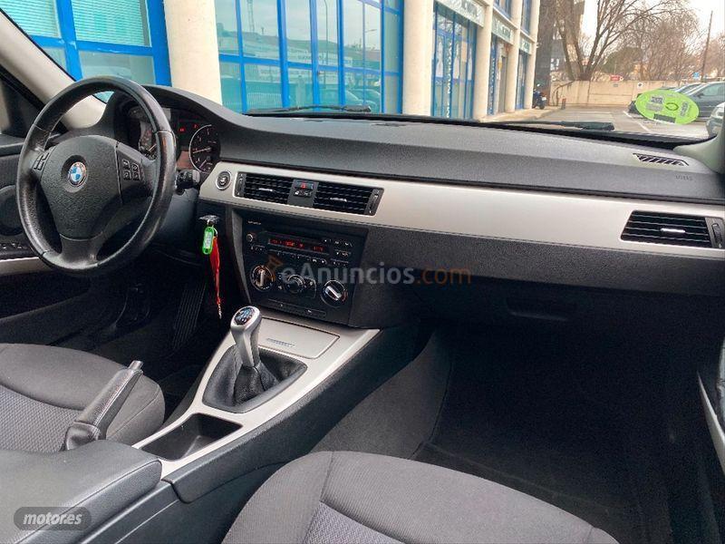 BMW Serie 3 318I TOURING de 2010 con 199.000 Km por 9.990 EUR. en Madrid