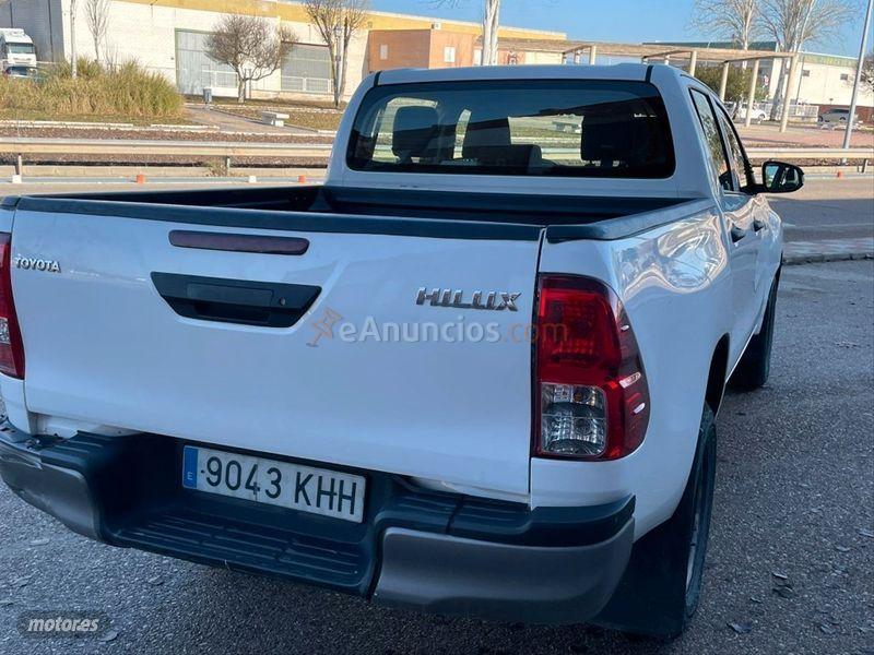 Toyota Hilux 2.4 D4D Cabina Doble GX de 2018 con 179.200 Km por 20.990 EUR. en Ciudad Real