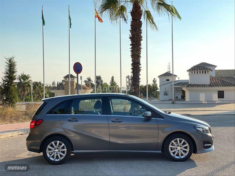 Mercedes Clase B B 200 d Sport de 2015 con 134.000 Km por 17.990 EUR. en Malaga