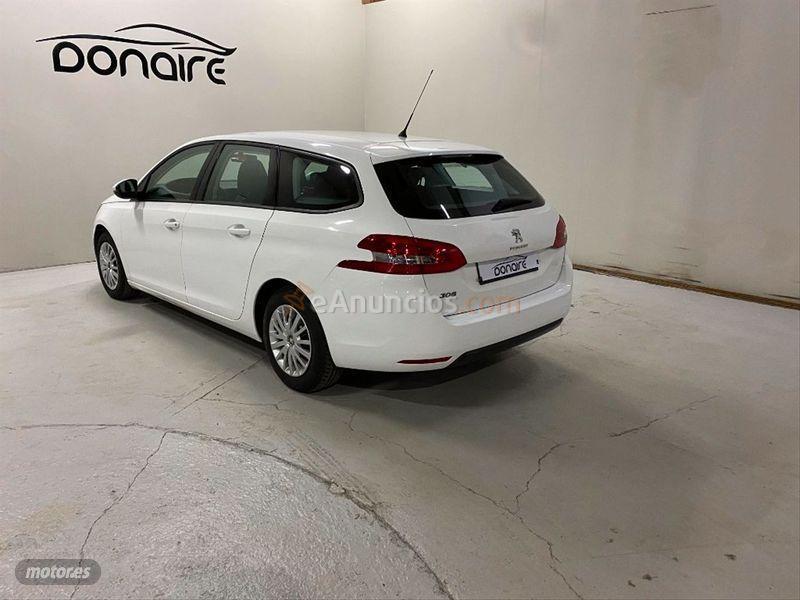 Peugeot 308 Nuevo 308 SW Business Line 1.6 eHDI 115 de 2015 con 178.000 Km por 9.500 EUR. en La Coruna