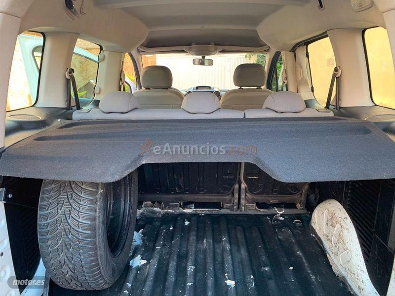 Peugeot Partner TEPPE 4x4 Dangel Pro Extreme BlueHDi 100 de 2015 con 106.500 Km por 14.500 EUR. en Tarragona