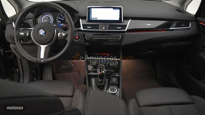 BMW Serie 2 Gran Tourer 218d de 2021 con 15.536 Km por 31.999 EUR. en Madrid