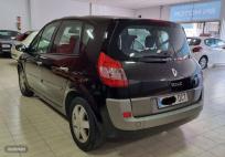 Renault Scenic CONFORT DYNAMIQUE 1.9DCI de 2005 con 128.000 Km por 3.950 EUR. en Malaga