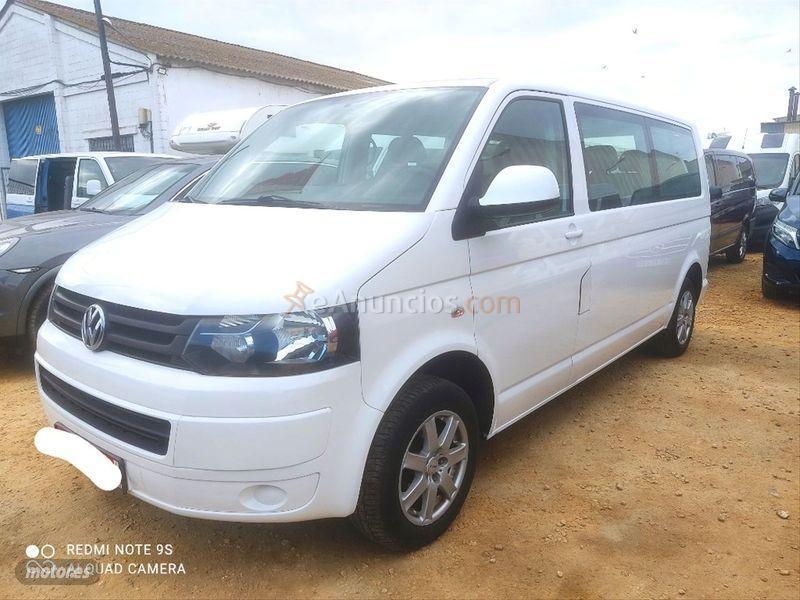 Volkswagen Caravelle Largo 2.0 TDI 102cv Trendline Edition de 2012 con 215.478 Km por 18.499 EUR. en Sevilla