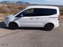 Ford Tourneo Courier 1.5 TDCi 95cv Trend de 2016 con 100.000 Km por 11.400 EUR. en Cordoba