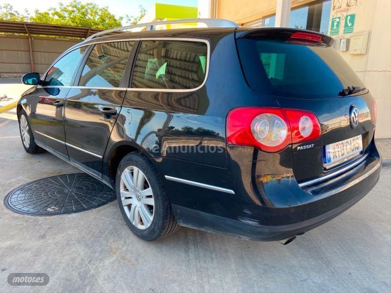 Volkswagen Passat Variant 2.0 FSI Advance 4 Motion de 2007 con 277.000 Km por 3.899 EUR. en Zaragoza