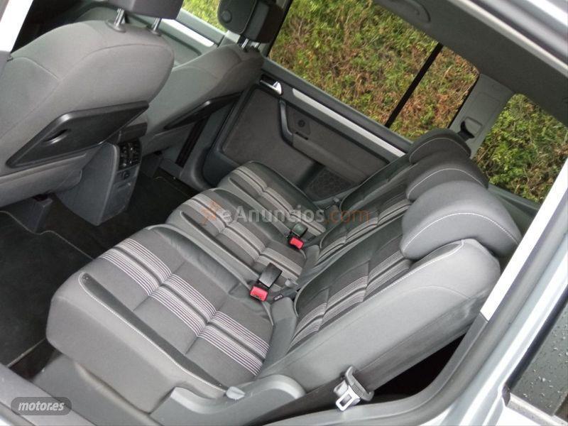 Volkswagen Touran 2.0 TDI 140cv Sport de 2012 con 199.990 Km por 9.700 EUR. en La Coruna