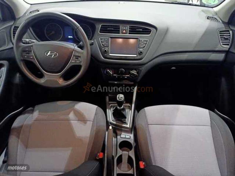 Hyundai i20 1.2 MPI Essence LE de 2019 con 22.614 Km por 12.900 EUR. en Ourense