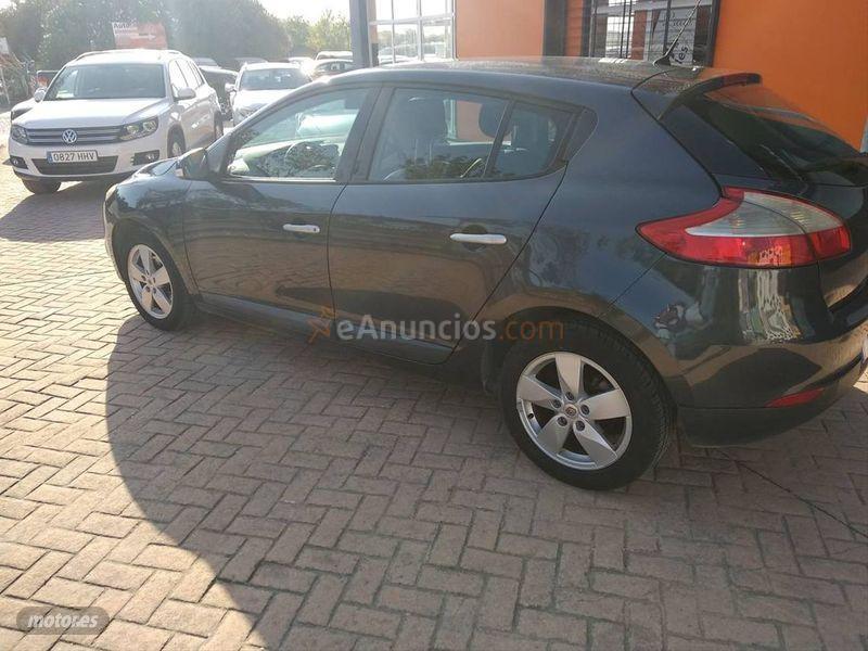 Renault Megane Sport Tourer Dynamique 1.5dCi 105cv eco2 de 2009 con 153.000 Km por 6.450 EUR. en Granada