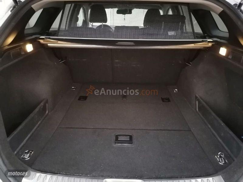 Hyundai i40 CW 1.7CRDi 104kW 141CV BlueDrive Tecno de 2017 con 195.000 Km por 10.900 EUR. en Valencia