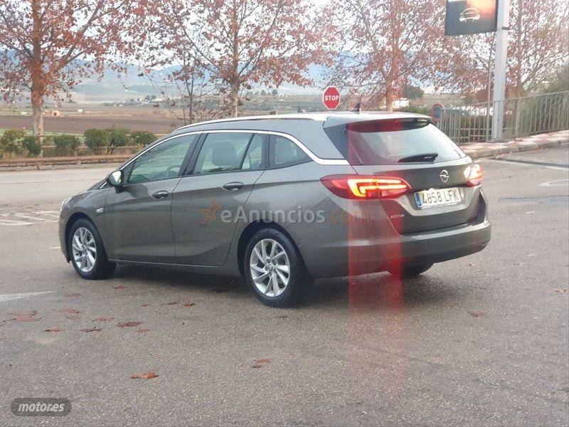 Opel Astra 1.2T SHR 107kW 145CV Elegance ST de 2020 con 33.000 Km por 17.900 EUR. en Granada