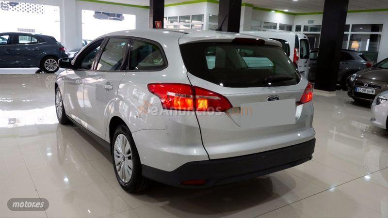 Ford Focus 1.5 TDCi E6 95cv Trend Sportbreak de 2016 con 164.878 Km por 7.700 EUR. en Badajoz