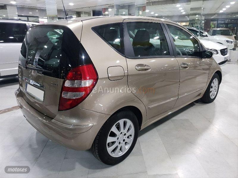 Mercedes Clase A A 180 CDI ELEGANCE de 2006 con 130.000 Km por 6.800 EUR. en Salamanca