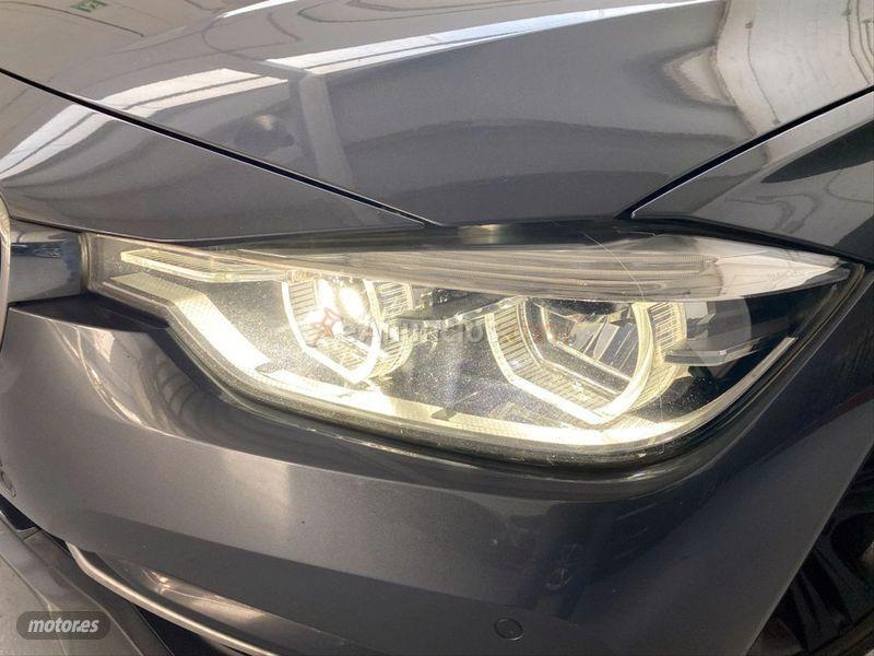 BMW Serie 3 320d EfficientDynamics Touring de 2018 con 146.000 Km por 21.490 EUR. en Madrid