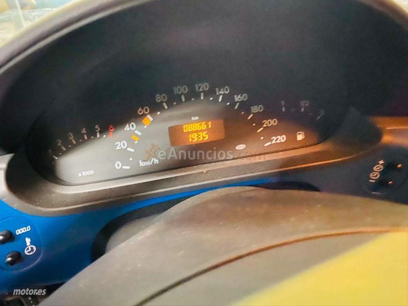 Mercedes Clase A A 140 CLASSIC de 2003 con 88.659 Km por 3.899 EUR. en A Coruna