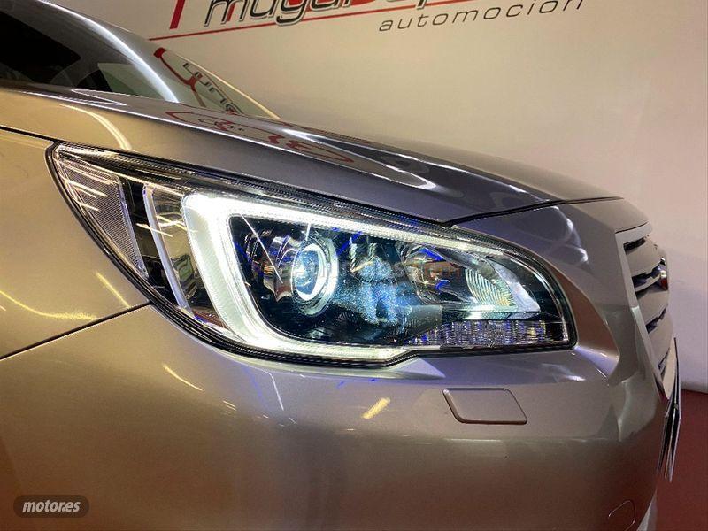 Subaru Outback 2.0 TD Executive CVT Lineartronic AWD de 2016 con 175.000 Km por 14.900 EUR. en Madrid