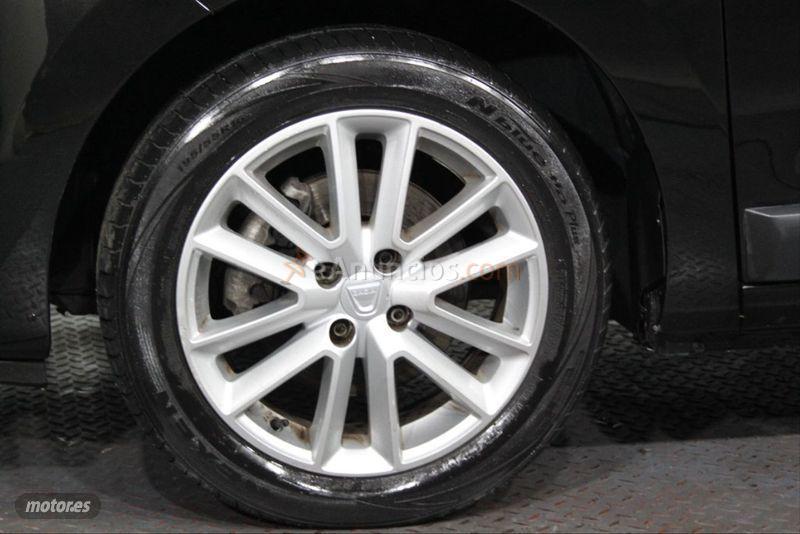 Dacia Lodgy Laureate TCE 85kW 115CV 7Pl 2017 de 2017 con 81.000 Km por 14.500 EUR. en Madrid