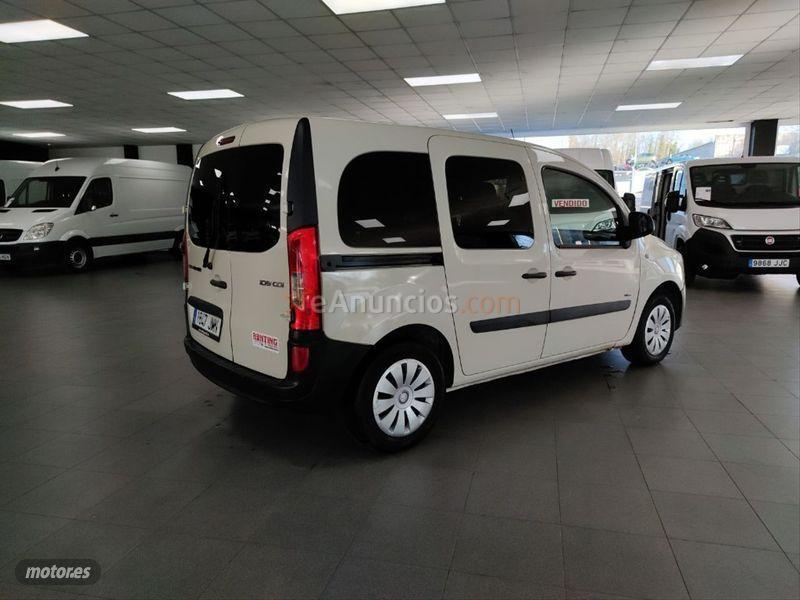 Mercedes Citan 109 CDI Tourer Select Largo de 2016 con 180.000 Km por 8.900 EUR. en Lugo