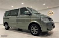 Volkswagen Multivan 2.5 TDI 174cv Tiptronic Highline de 2008 con 220.000 Km por 16.800 EUR. en Castellon