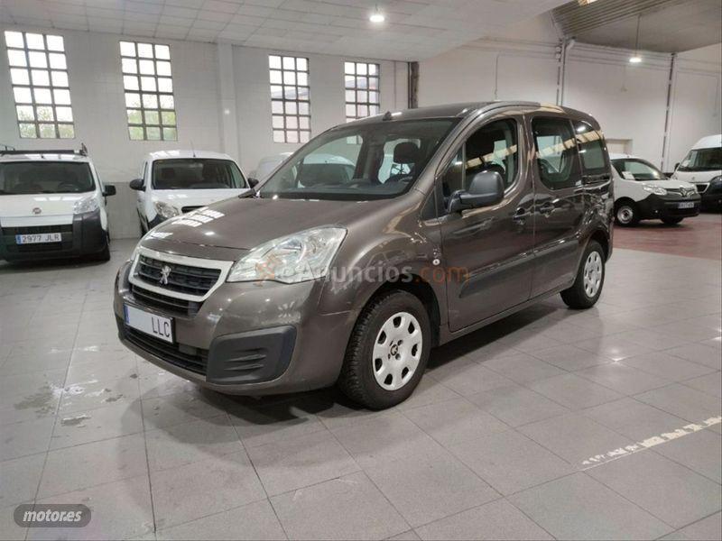 Peugeot Partner  de 2017 con 226.000 Km por 10.900 EUR. en Lugo