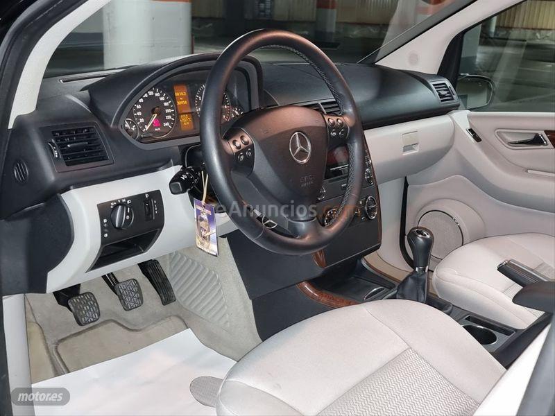 Mercedes Clase A A 170 ELEGANCE de 2006 con 30.000 Km por 8.500 EUR. en Madrid