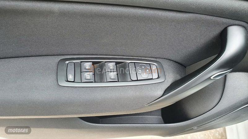 Renault Megane Sp. Tourer Business En. dCi 81kW 110CV de 2017 con 134.000 Km por 12.500 EUR. en Alicante