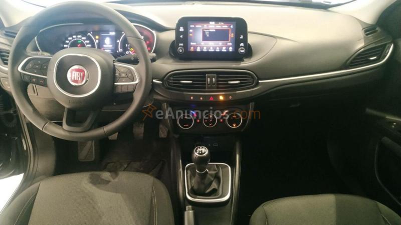 Fiat Tipo  SW 1.3 Multijet 70kW (95CV) Mirror