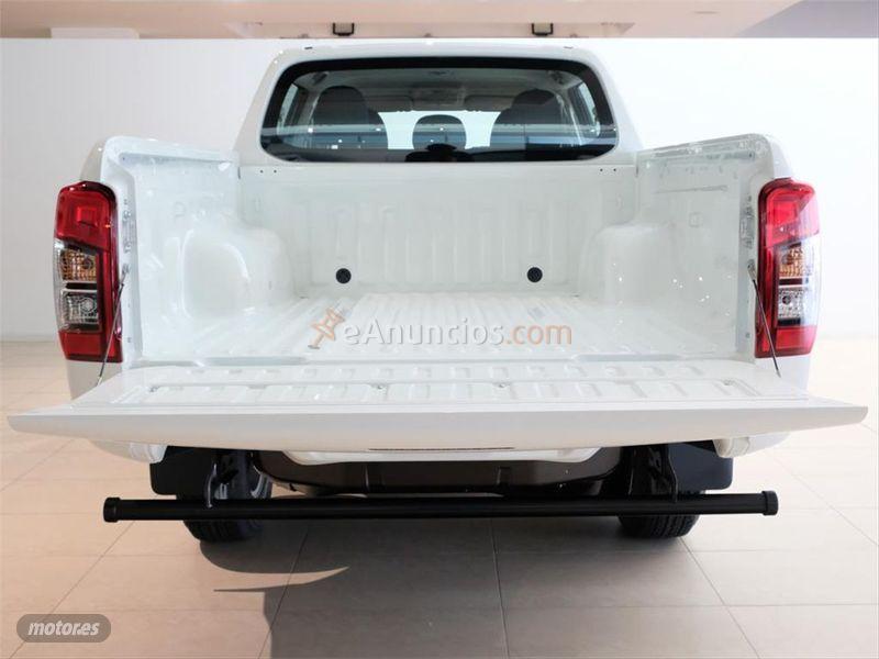 Mitsubishi L 200 DC 220 DID MPro de 2021 por 29.506 EUR. en Castellon