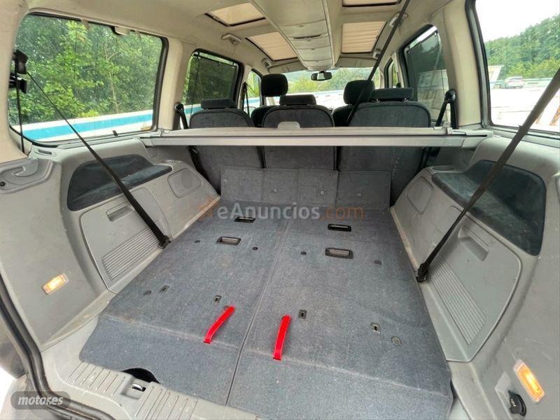 Ford Galaxy 2.0 TDCi Ghia de 2007 con 200.000 Km por 5.000 EUR. en Guipuzcoa