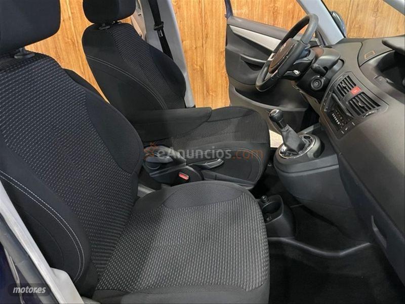 Citroen C4 Grand Picasso 1.6 VTi 120cv Tonic 7p. de 2012 con 156.000 Km por 8.600 EUR. en Leon