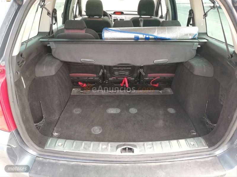 Peugeot 307 SW 1.6 HDi 110 FAP DSign de 2007 con 215.000 Km por 3.000 EUR. en Malaga
