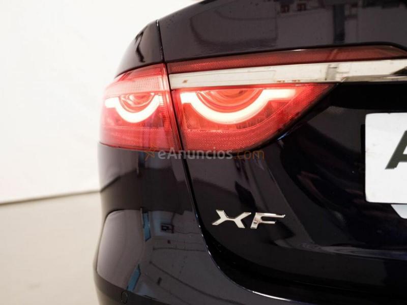 Jaguar XF 2.0D 120kW (163CV) Pure