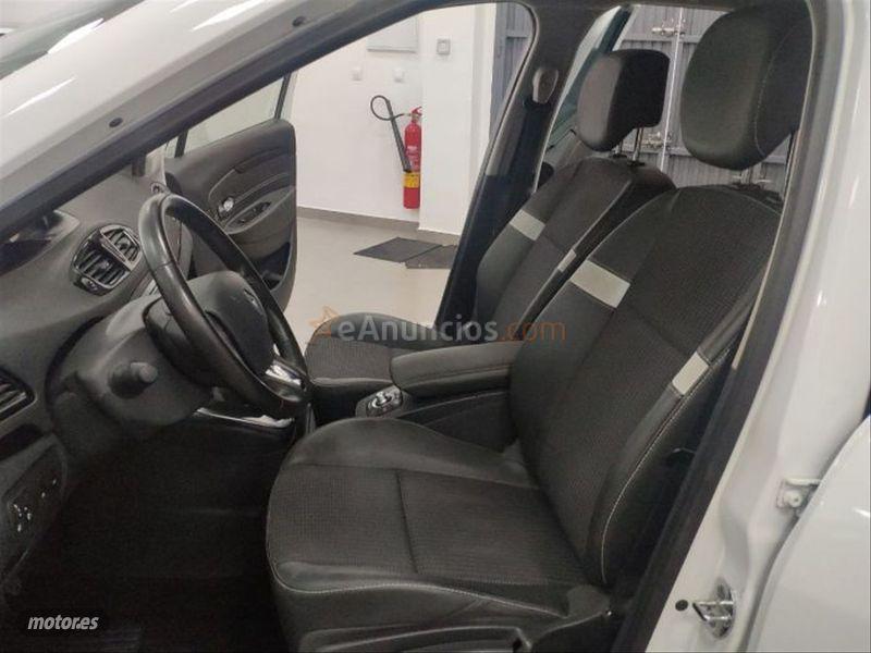 Renault Grand Scenic Dynamique Energy dCi 130 eco2 5p de 2014 con 94.000 Km por 12.900 EUR. en Cadiz