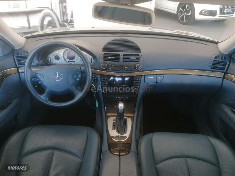 Mercedes Clase E E 270 CDI CLASSIC de 2003 con 303.000 Km por 8.500 EUR. en Las Palmas