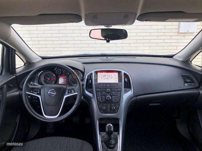 Opel Astra 1.6 CDTi SS 110 CV Selective ST de 2015 con 94.780 Km por 10.900 EUR. en Lleida