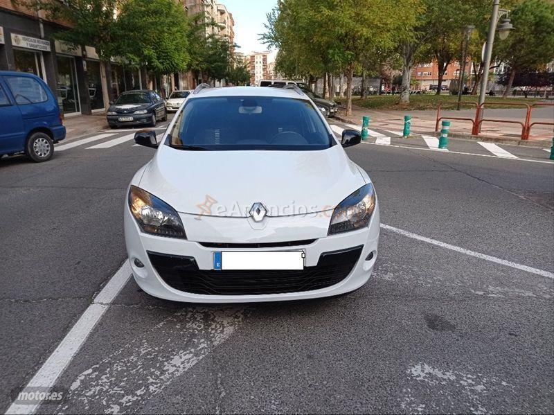 Renault Megane Sport Tourer Emotion 2011 dCi 110 eco2 de 2011 con 149.533 Km por 7.900 EUR. en La Rioja