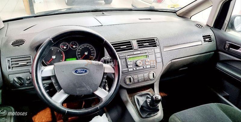 Ford Focus C-Max 1.8 TDCi Ghia de 2006 con 197.000 Km por 4.450 EUR. en Malaga