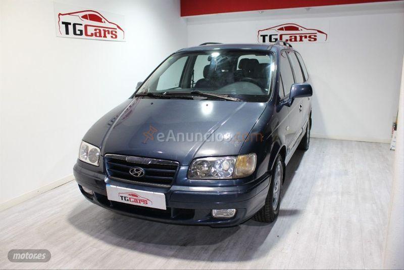 Hyundai Trajet 2.0 16v GLS de 2006 con 230.000 Km por 4.490 EUR. en Barcelona