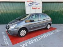 Citroen Xsara Picasso 1.6 16v HDI SX de 2005 con 142.000 Km por 3.999 EUR. en La Coruna