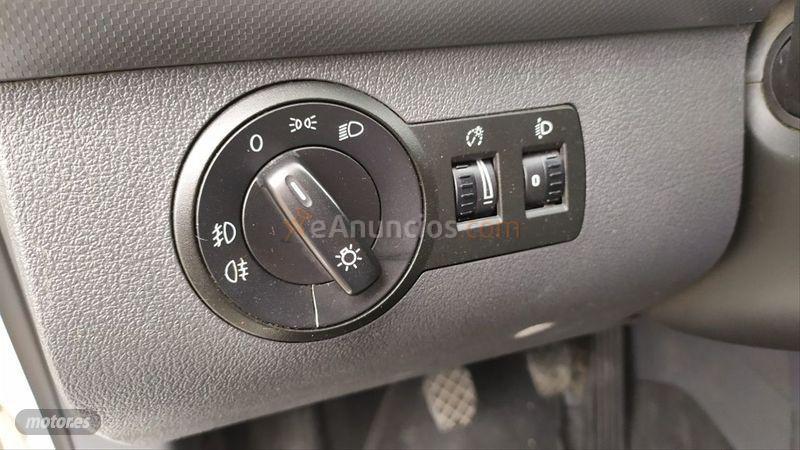 Volkswagen Caddy Kombi PRO 1.6 TDI 75cv BMT 5pl de 2014 con 160.000 Km por 9.900 EUR. en Cordoba