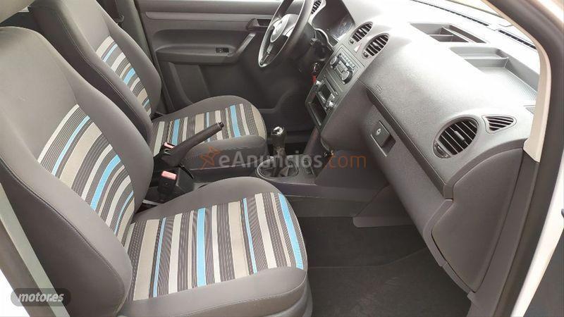 Volkswagen Caddy Kombi PRO 1.6 TDI 75cv BMT 5pl de 2014 con 160.000 Km por 9.900 EUR. en Cordoba