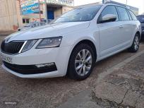 Skoda Octavia Combi 1.6 TDI CR 85KW 115CV Active de 2017 con 178.000 Km por 10.490 EUR. en Palencia