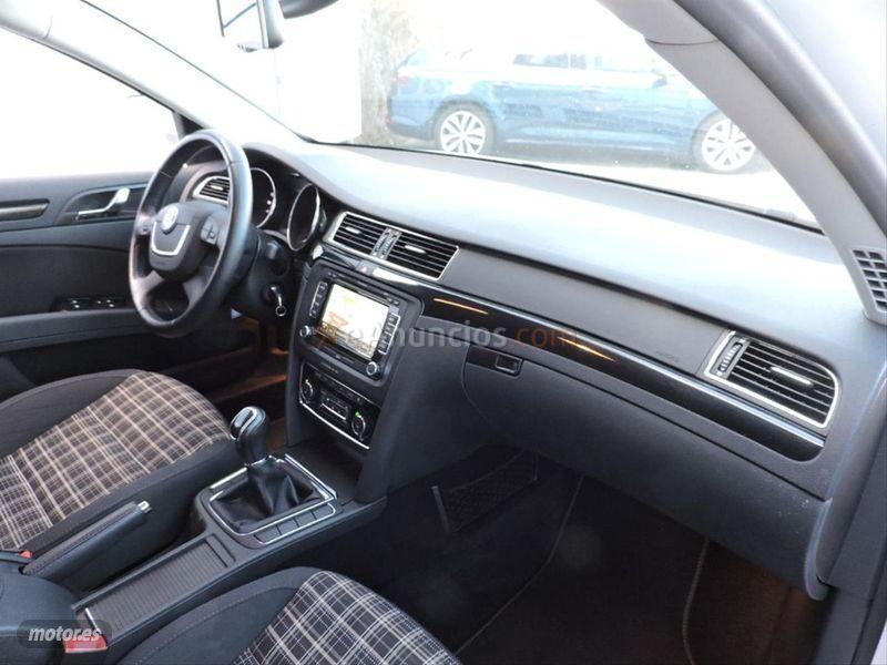 Skoda Superb Combi 2.0 TDI CR 170cv DPF Ambition de 2012 con 122.817 Km por 13.800 EUR. en La Rioja