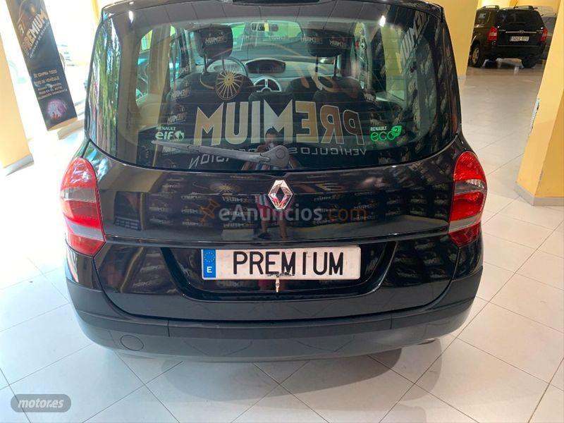 Renault Grand Modus Evolution dCi 90 eco2 de 2012 con 120.000 Km por 5.450 EUR. en Valencia