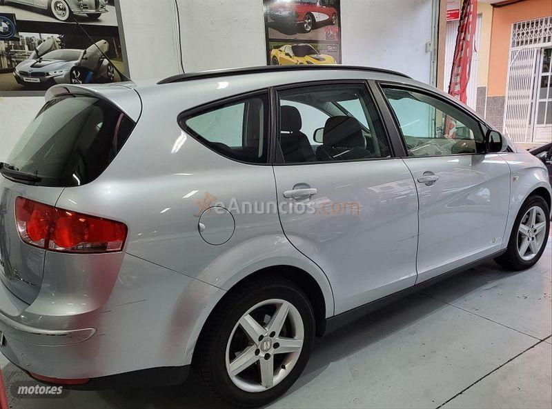 Seat Altea XL 1.6 TDI 105cv EEcomotive Style de 2013 con 109.000 Km por 7.480 EUR. en Tenerife