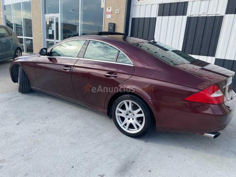 Mercedes Clase CLS nacional con libro de mantenimiento al dia 